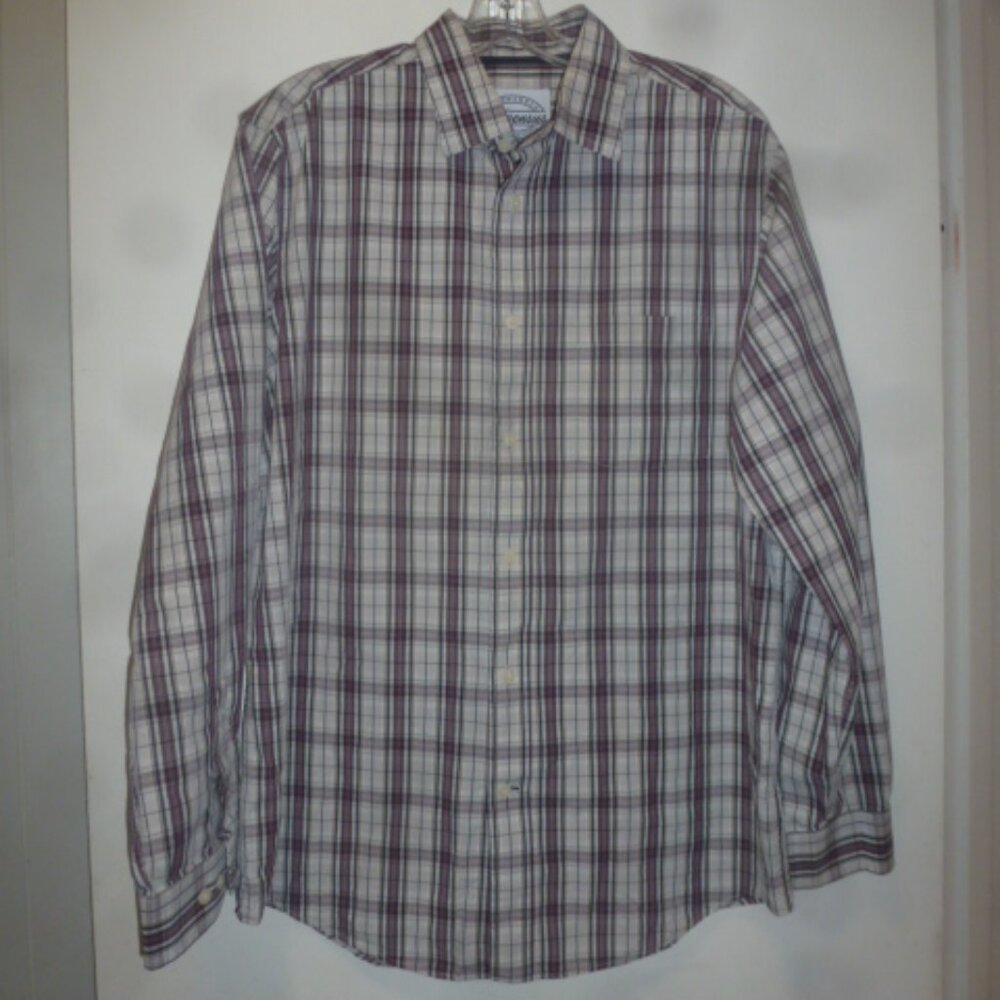 Authentic Consensus Plaid men Regular fit shirt Sz M